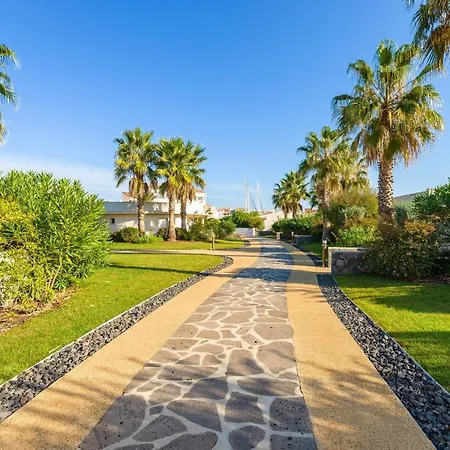 1 Bedroom Apartment For 4 Διαμέρισμα *